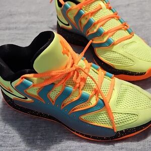 Nike KD 18 Kevin Durant  Big Boy/ Men's Neon Lime Color Basketball  Sneakers